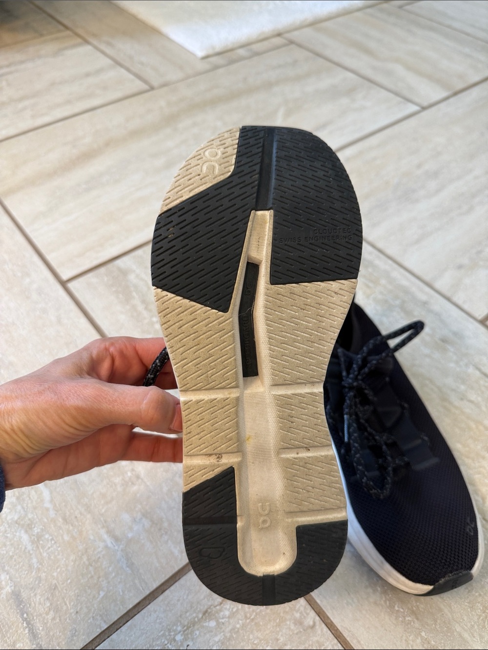 On Cloudeasy Women’s Shoes - Picture 13 of 16